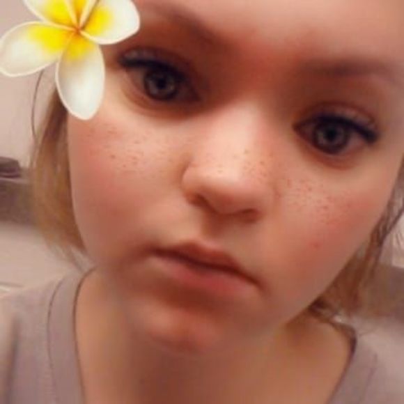 Meet your Posher, Crystal - Picture 1 of 1